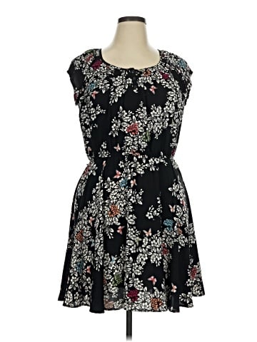 LC Lauren Conrad Casual Dress (view 1)