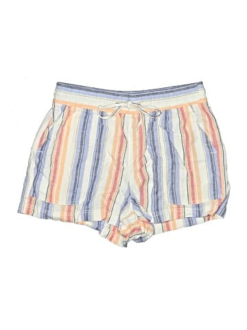 Gap Shorts (view 1)