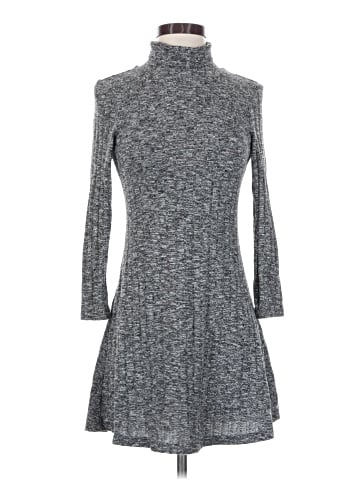American Eagle Outfitters Casual Dress (view 1)