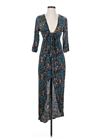 Knot Sisters Casual Dress (view 1)