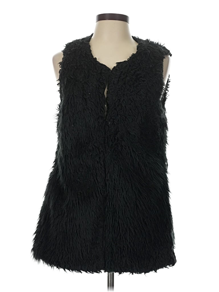 Pre-owned Xxi Faux Fur Vest In Black