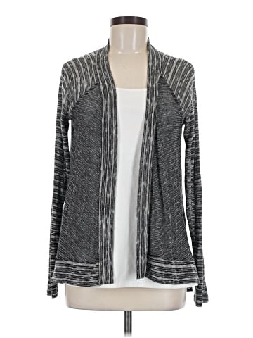 Maurices Long Sleeve T-Shirt (view 1)