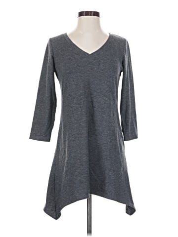 LOGO by Lori Goldstein 3/4 Sleeve Top (view 1)
