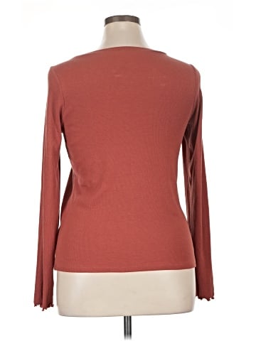 Melrose and Market Long Sleeve T-Shirt (view 2)