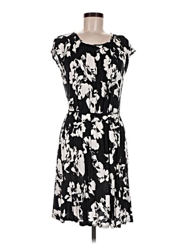 Daisy Fuentes Casual Dress (view 1)