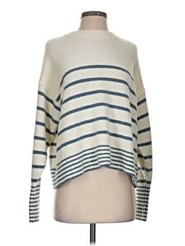 American Eagle Outfitters Pullover Sweater (view 1)