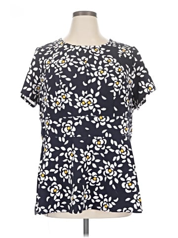 Lane Bryant Short Sleeve T-Shirt (view 1)