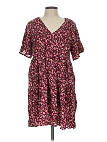 Old Navy Casual Dress (view 1)