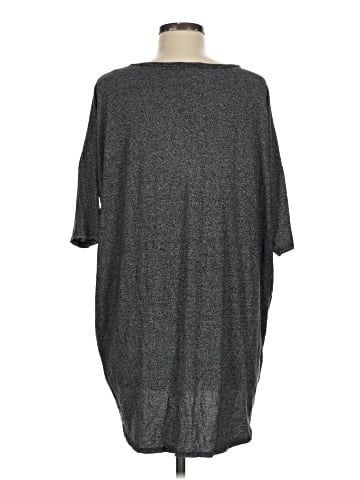 Lularoe 3/4 Sleeve T-Shirt (view 2)