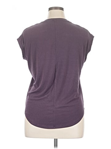 Unbranded Sleeveless T-Shirt (view 2)