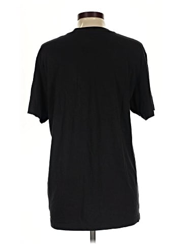 Old Navy Short Sleeve T-Shirt (view 2)