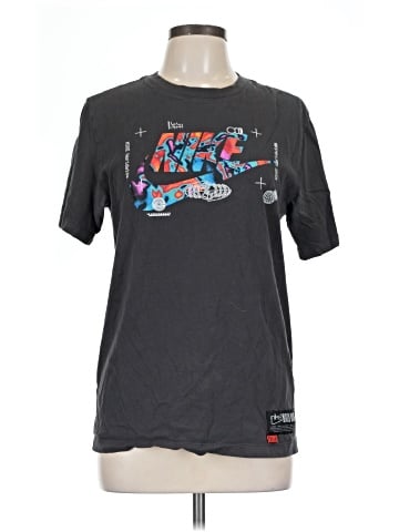 Nike Active T-Shirt (view 1)