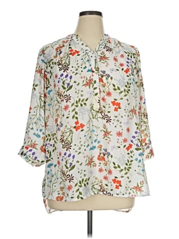 Violet & Claire 3/4 Sleeve Blouse (view 1)
