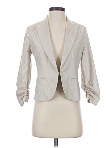 Amanda + Chelsea Blazer (view 1)