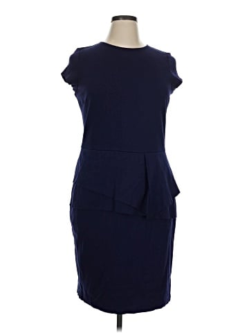 Slate & Willow Casual Dress (view 1)