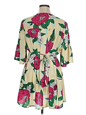 Melissa McCarthy Seven7 Short Sleeve Blouse (view 2)