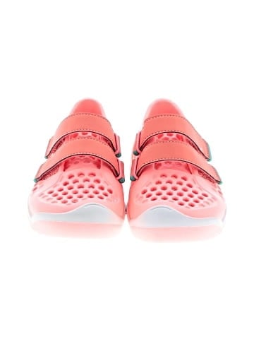 Plae Water Shoes (view 2)