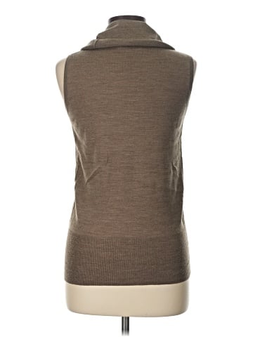 The Limited Sweater Vest (view 2)