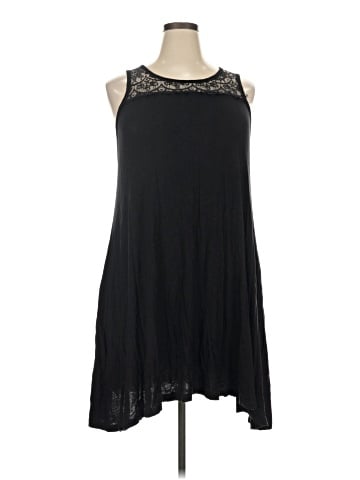 Daisy Fuentes Casual Dress (view 1)