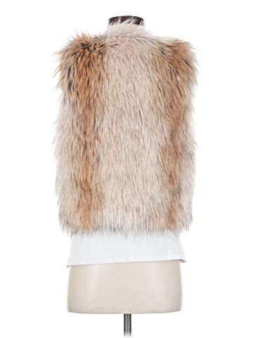 BB Dakota Faux Fur Vest (view 2)