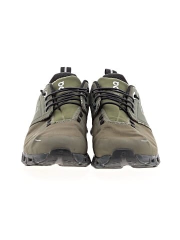 On Cloud Sneakers (view 2)