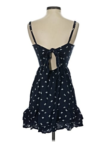 Hollister Casual Dress (view 2)