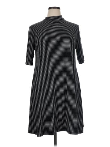 Apt. 9 Casual Dress (view 1)