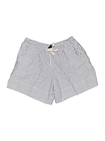 Gap Shorts (view 1)