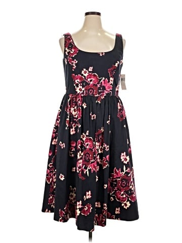 Donna Morgan Casual Dress (view 1)