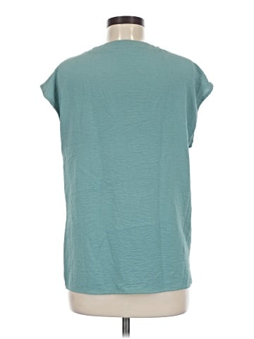 Unbranded Sleeveless T-Shirt (view 2)