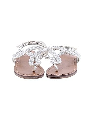 Wonder Nation Sandals (view 2)