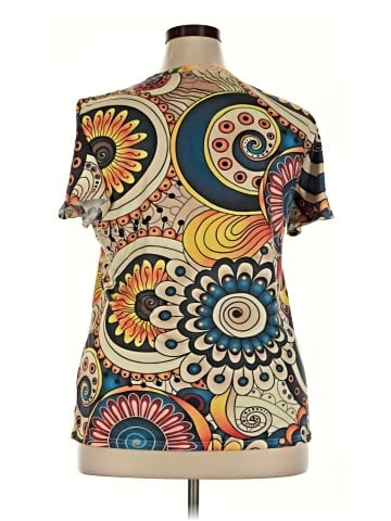 Unbranded Short Sleeve T-Shirt (view 2)