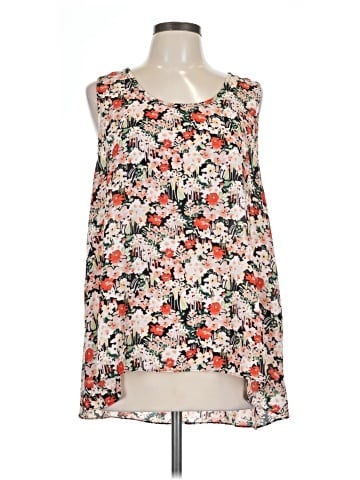 Everleigh Sleeveless Blouse (view 1)