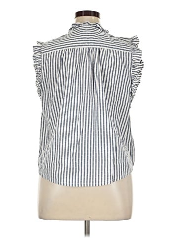 St. John's Bay Sleeveless Button-Down Shirt (view 2)