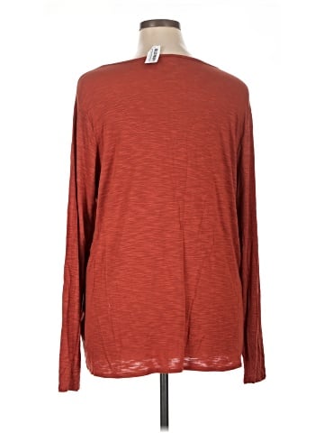 LUXE 3/4 Sleeve T-Shirt (view 2)