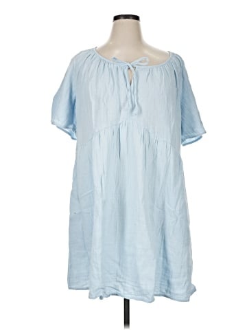 Old Navy Casual Dress (view 1)