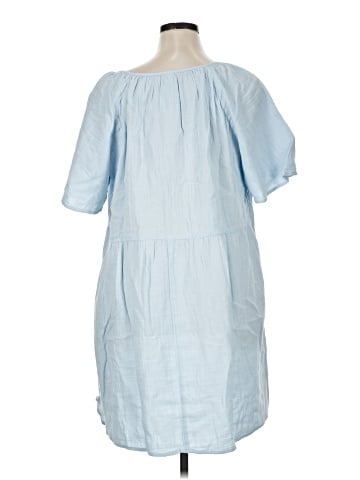 Old Navy Casual Dress (view 2)