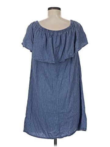 Old Navy Casual Dress (view 2)