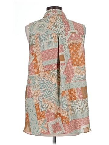 Rose + Olive Sleeveless Button-Down Shirt (view 2)