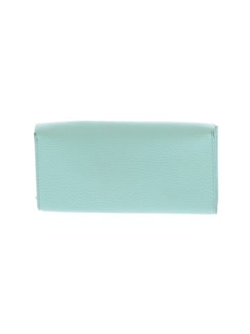 Unbranded Wallet (view 2)