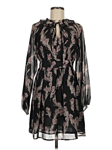 Emmelee Casual Dress (view 1)