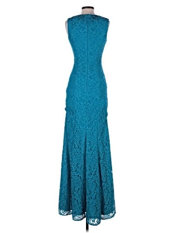 Carmen Marc Valvo Cocktail Dress (view 2)