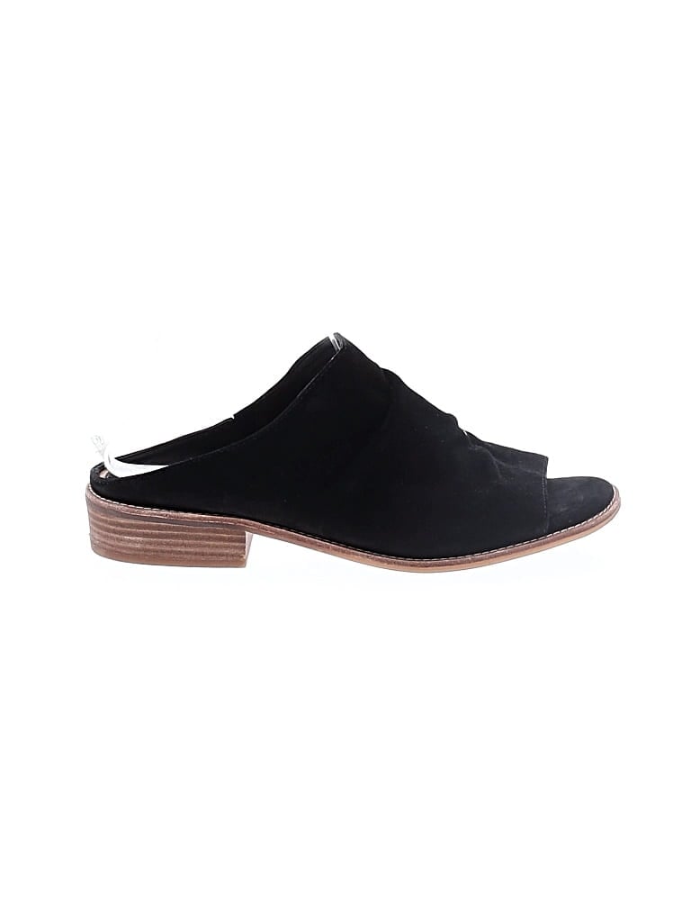 Pre-owned Söfft Sandals In Black