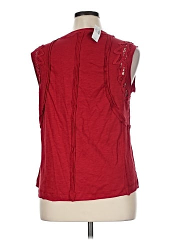 Maurices Sleeveless T-Shirt (view 2)