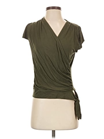 Loveappella Sleeveless T-Shirt (view 1)