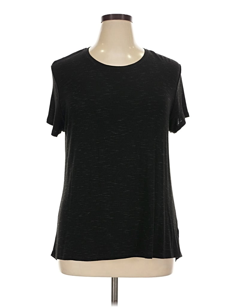 Pre-owned Avia Short Sleeve T-shirt In Black