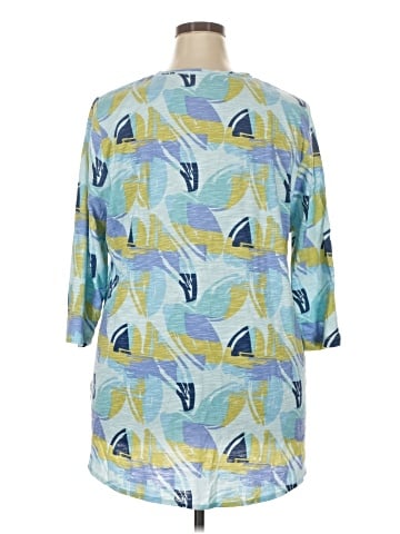 North Style 3/4 Sleeve Blouse (view 2)