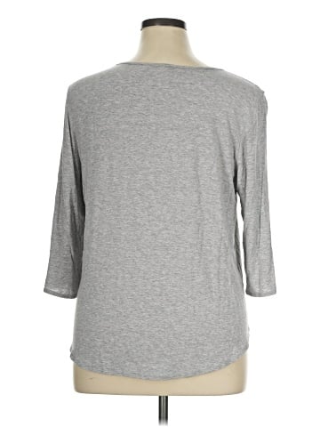 Star Vixen 3/4 Sleeve Top (view 2)