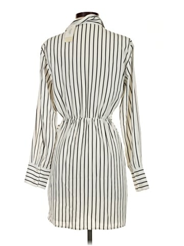 Abercrombie & Fitch Casual Dress (view 2)
