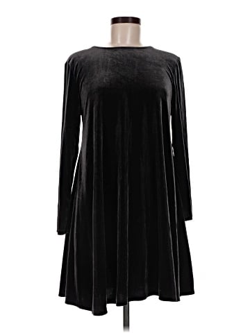 Old Navy Casual Dress (view 1)